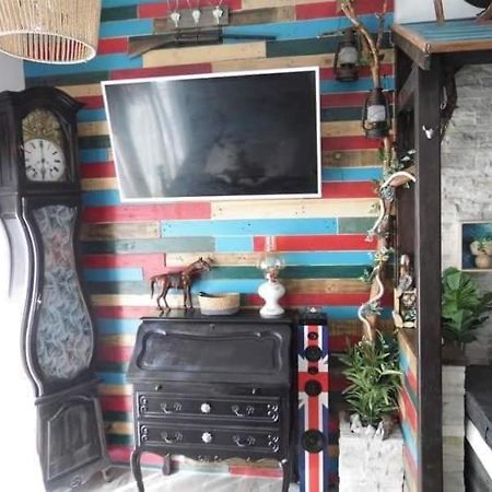 L'Histoire De L'Ouest , Jacuzzi Appartement Ντολ Εξωτερικό φωτογραφία