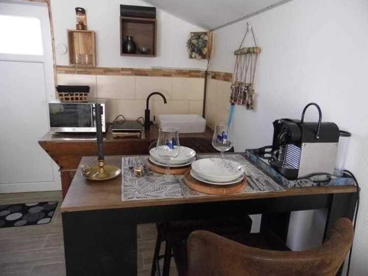 L'Histoire De L'Ouest , Jacuzzi Appartement Ντολ Εξωτερικό φωτογραφία